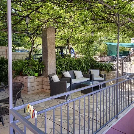 Apartment Apartments With A Parking Space Stari Grad, Hvar - 8726 Stari Grad (Hvar)