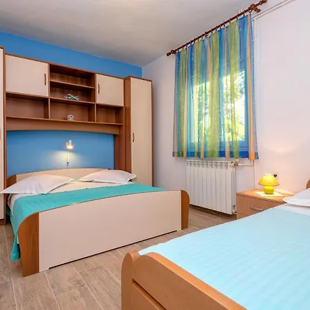 Apartments With A Parking Space Stari Grad, Hvar - 8726 Apartment Stari Grad (Hvar)