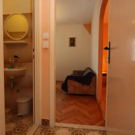 Apartments With A Parking Space Stari Grad, Hvar - 8726 Apartment
