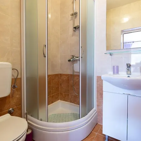 With Parking Space Stari Grad, Hvar - 8726 Apartamento Stari Grad (Hvar)