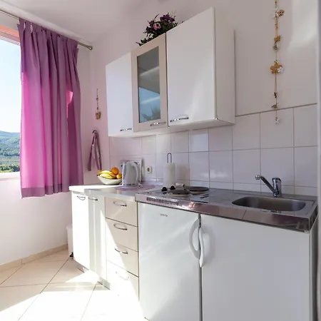 With Parking Space Stari Grad, Hvar - 8726 * Stari Grad (Hvar)